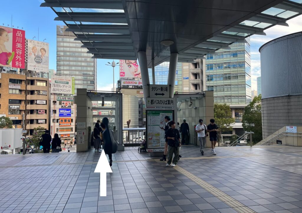品川駅からCasual Bar SSS への交通アクセス情報2